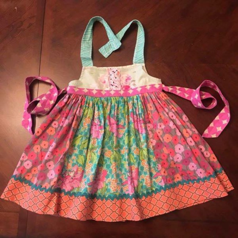 Matilda Jane Platinum Size 4 Knot Dress